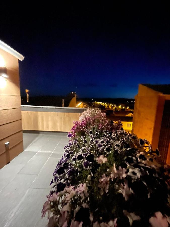 El Roble 9 Apartment อัสตอร์กา ภายนอก รูปภาพ