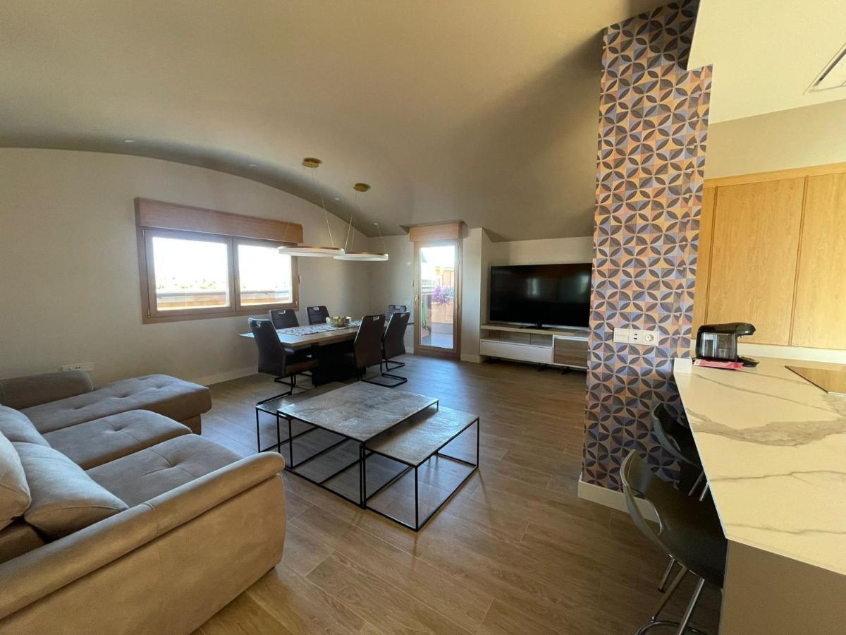 El Roble 9 Apartment อัสตอร์กา ภายนอก รูปภาพ