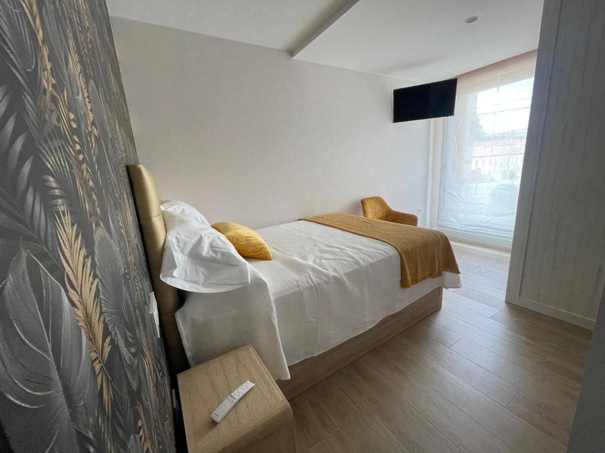 El Roble 9 Apartment อัสตอร์กา ภายนอก รูปภาพ