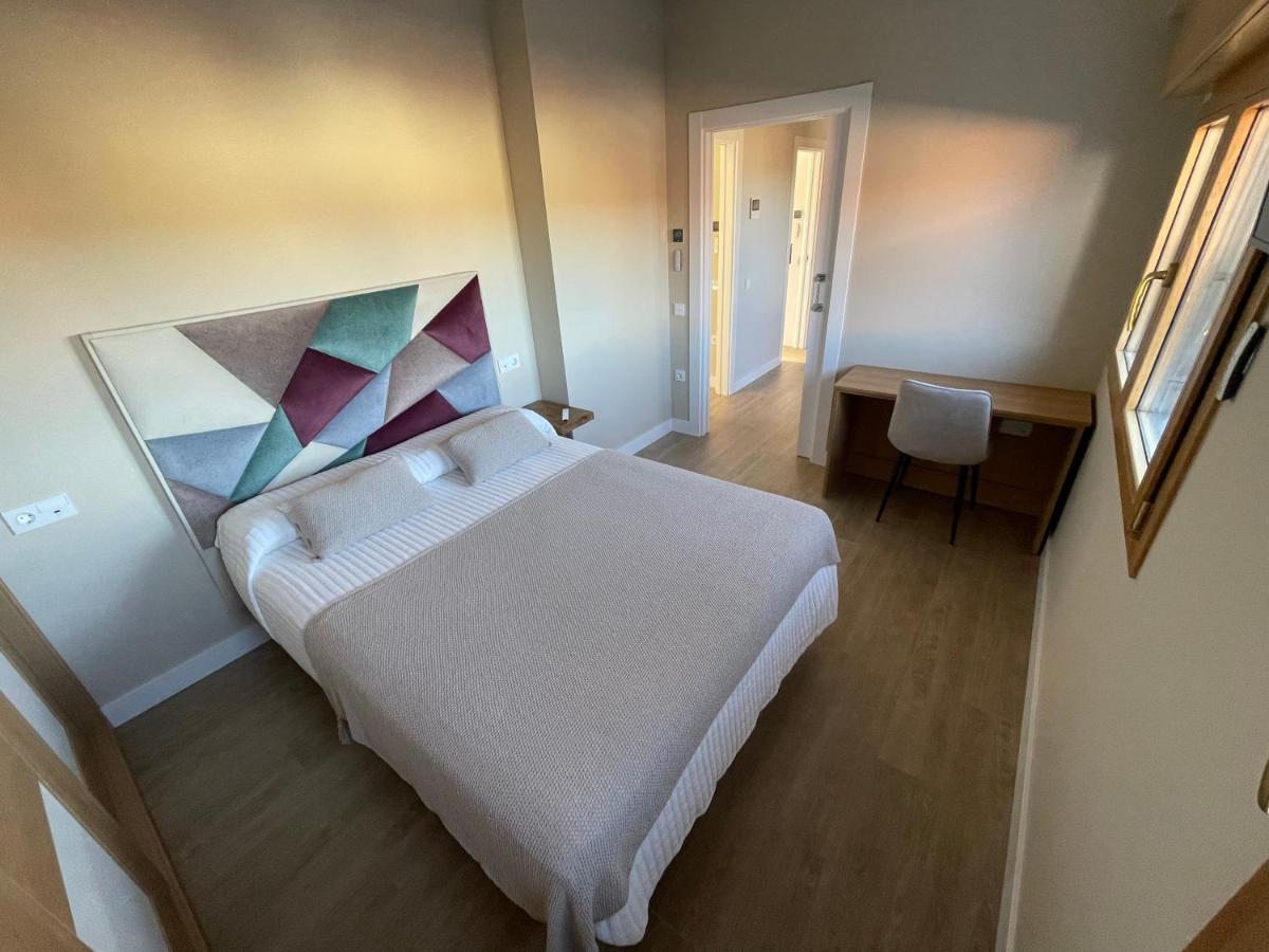 El Roble 9 Apartment อัสตอร์กา ภายนอก รูปภาพ