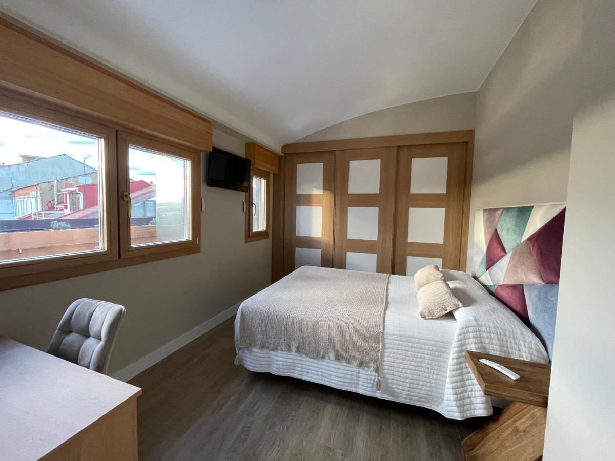 El Roble 9 Apartment อัสตอร์กา ภายนอก รูปภาพ